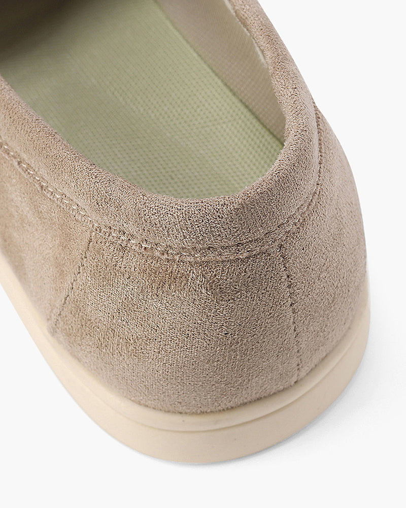 Oud geld suede loafers