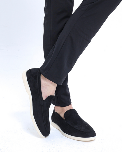 Oud geld suede loafers