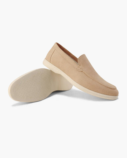 Oud geld suede loafers