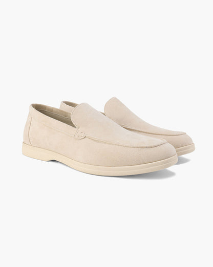 Oud geld suede loafers